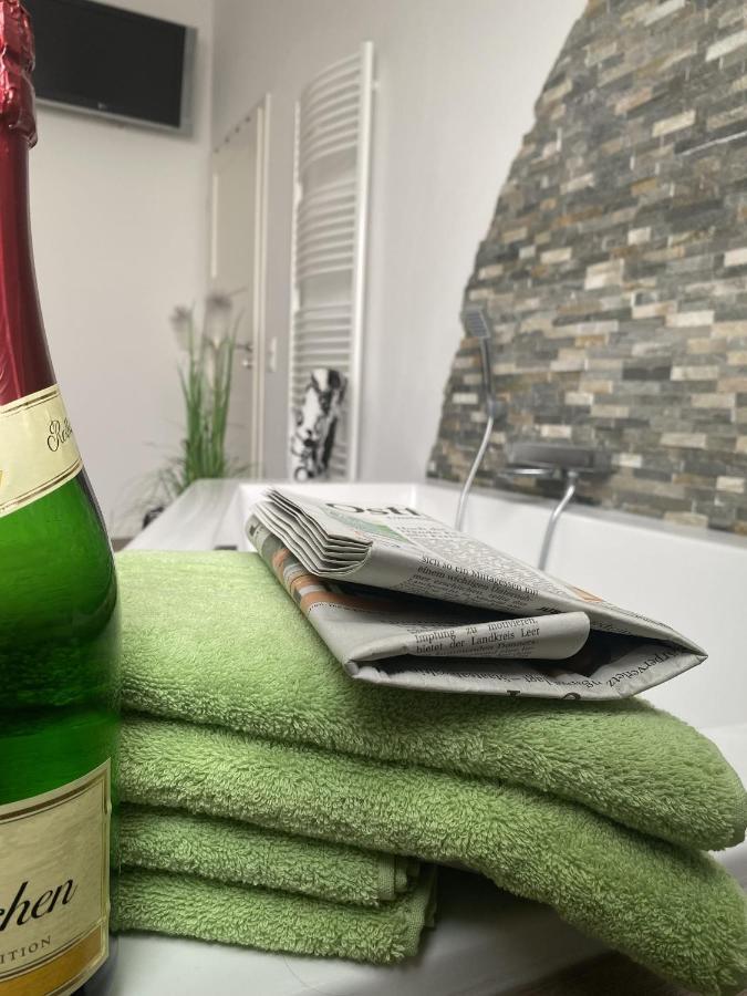 Ferienwohnung Ankerplatz エムデン エクステリア 写真